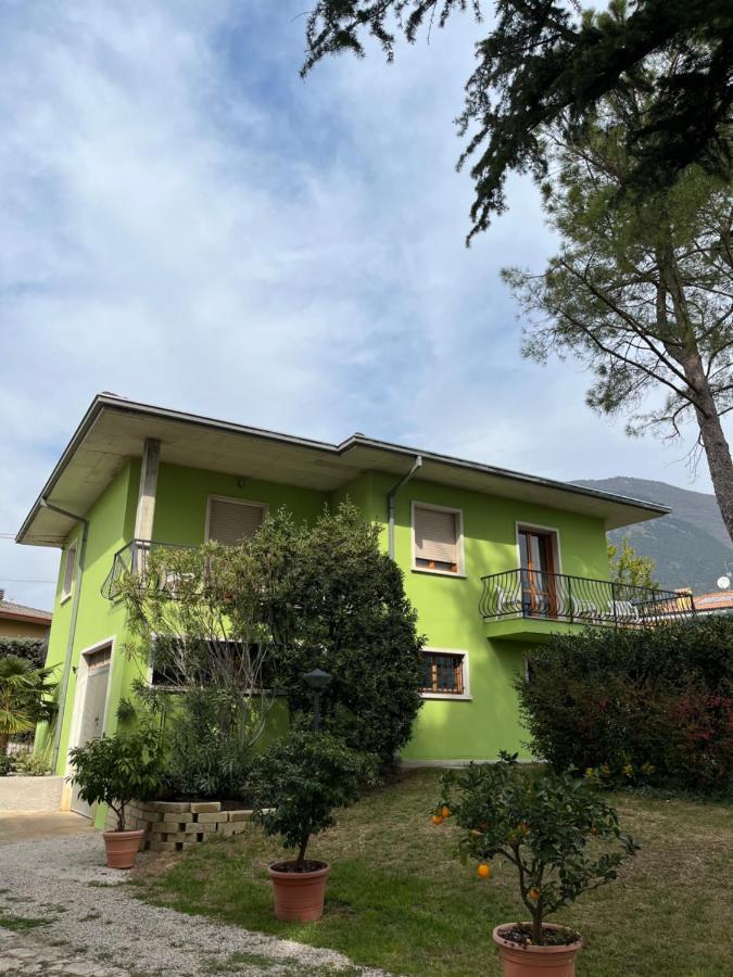 Villa Secret Garden Egle Caprino Veronese Exterior foto